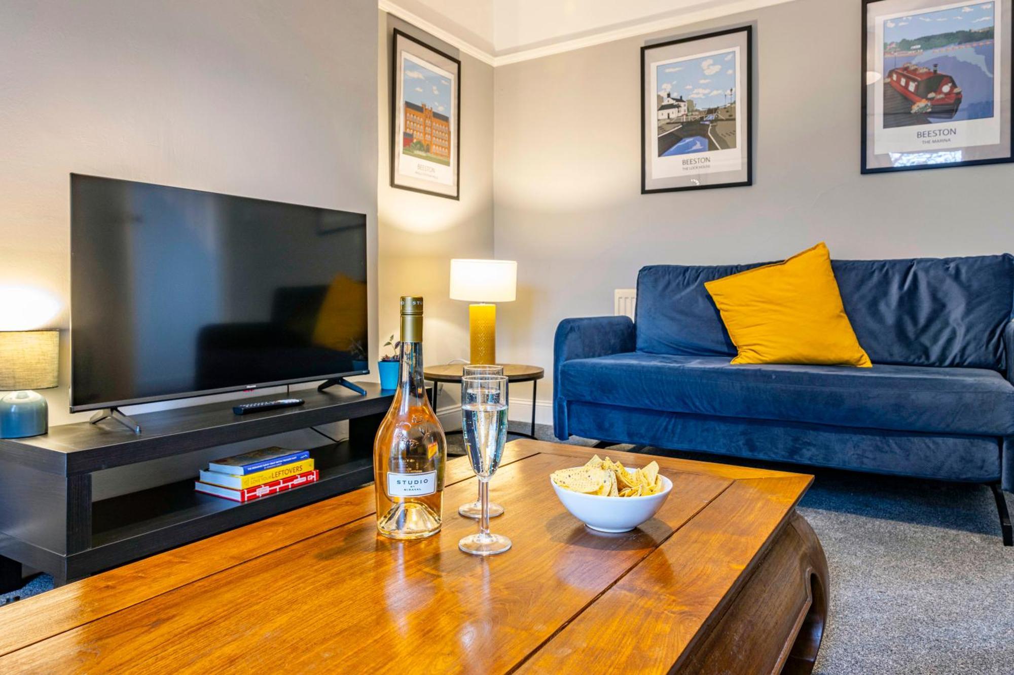 Lovely 4Bdr Home- Off Street Parking Sleeps 7 Nottingham Exterior foto